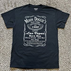 World Famous Moondoggies Las Vegas Rock Bar T-shirt